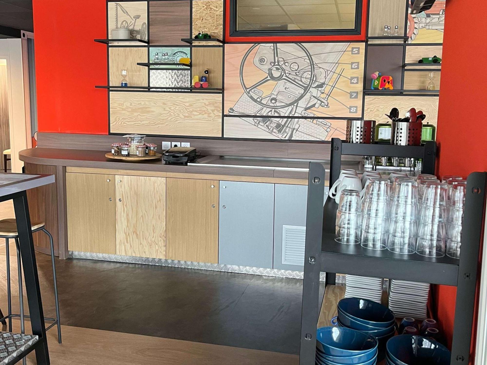 Ibis Styles Bourbon Lancy Hotel Bagian luar foto