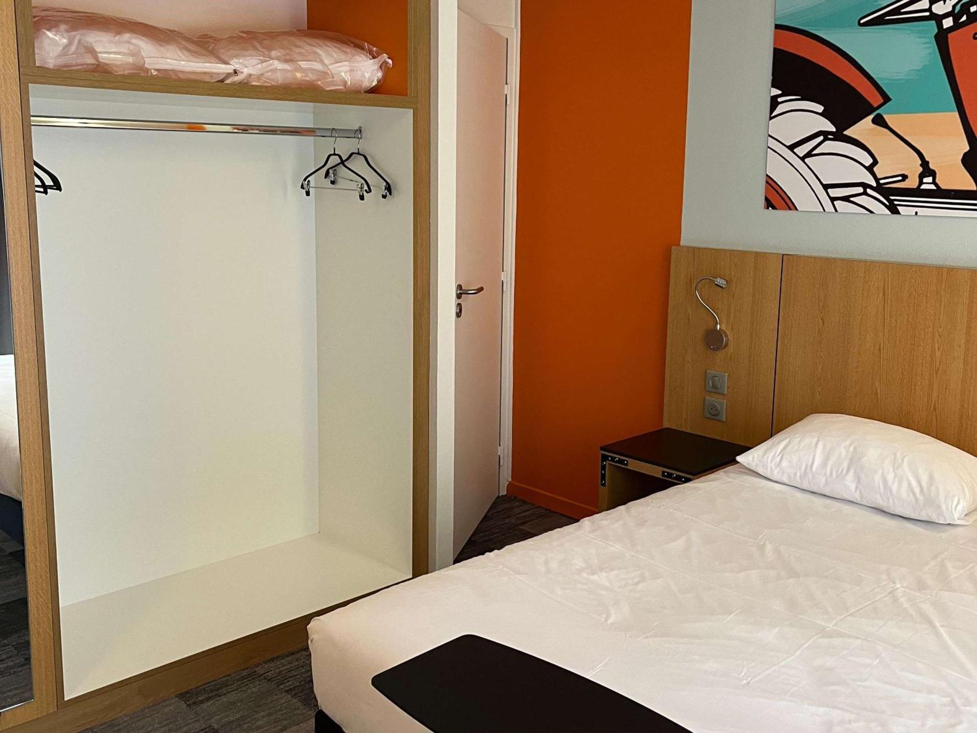 Ibis Styles Bourbon Lancy Hotel Bagian luar foto
